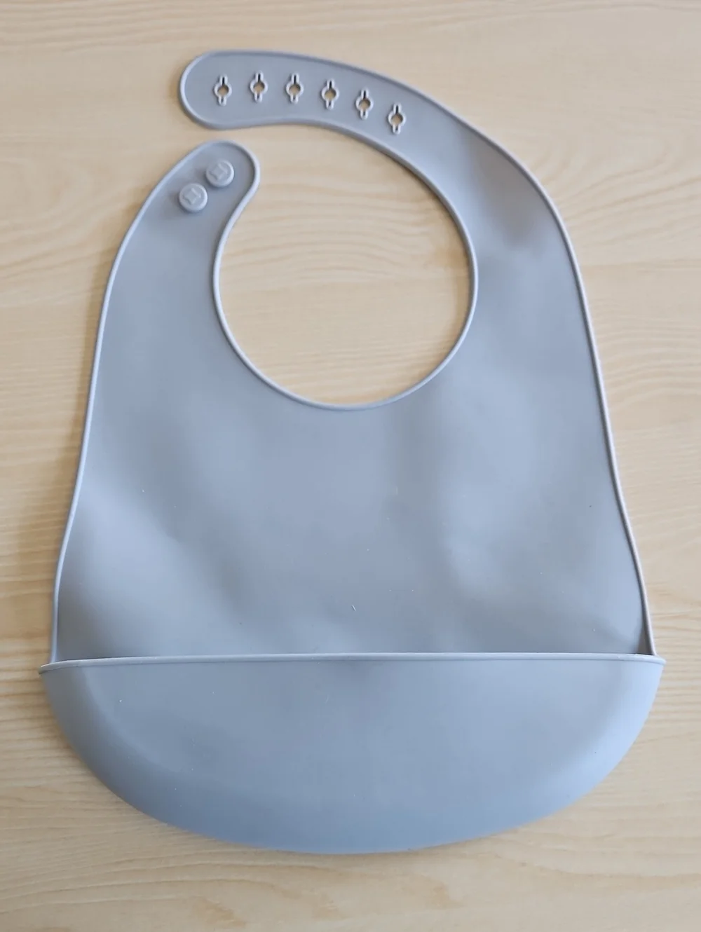 Silicone Baby Bib with Catch-All Pocket - Gray